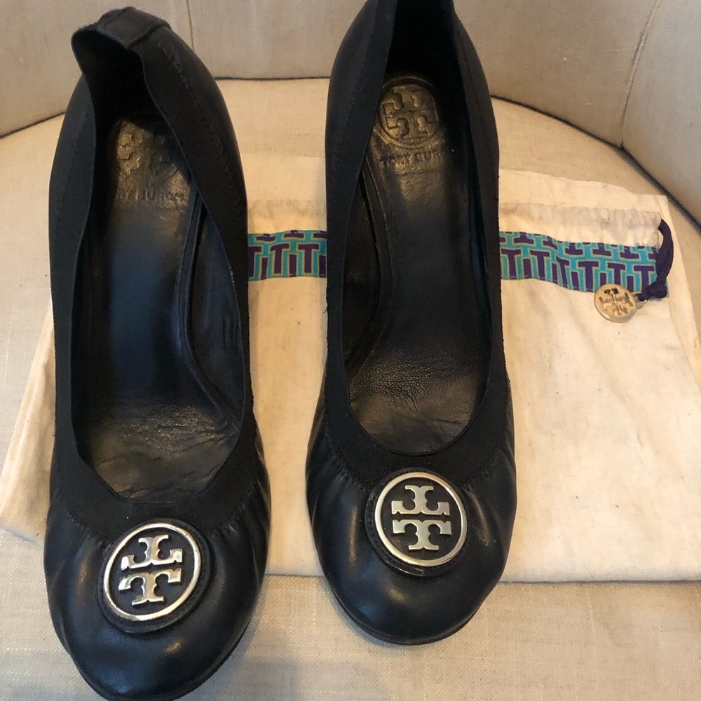 Tory Burch Black Wedges